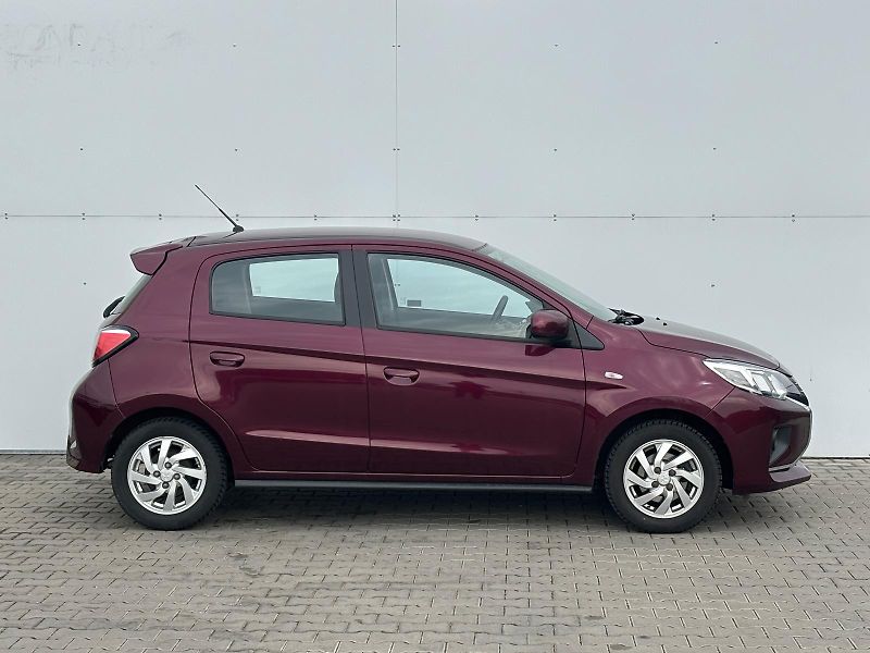 Mitsubishi Space Star 1,2 MIVEC AT - fotka 8 z 26