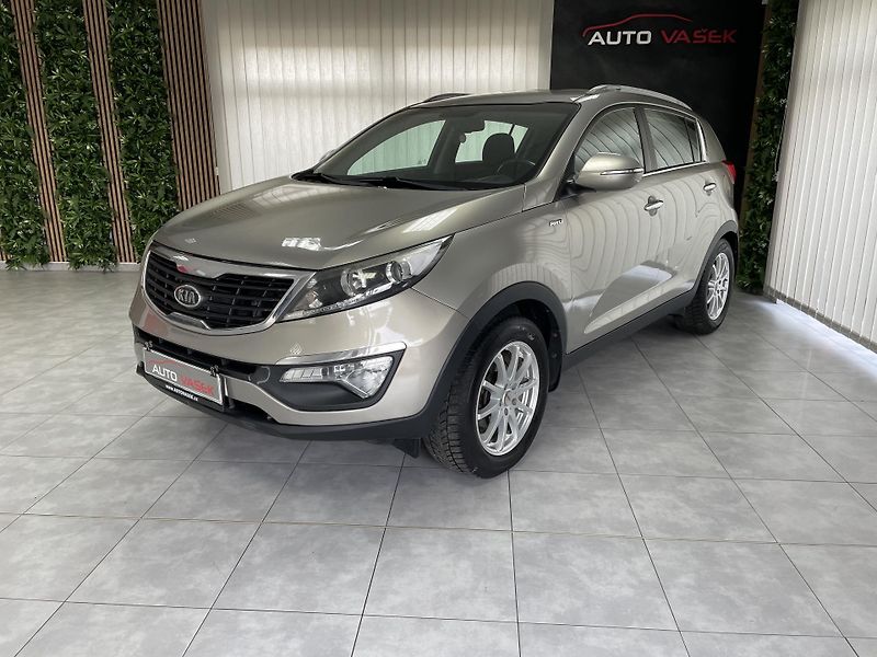 Kia Sportage 2.0 CRDi 4x4 ČR SERVIS.DIGIAC - fotka 6 z 25