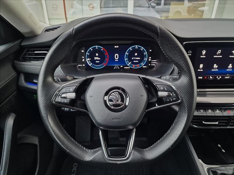 Škoda Octavia 2.0TDI Style, původ ČR,1.Maj. - fotka 21 z 50