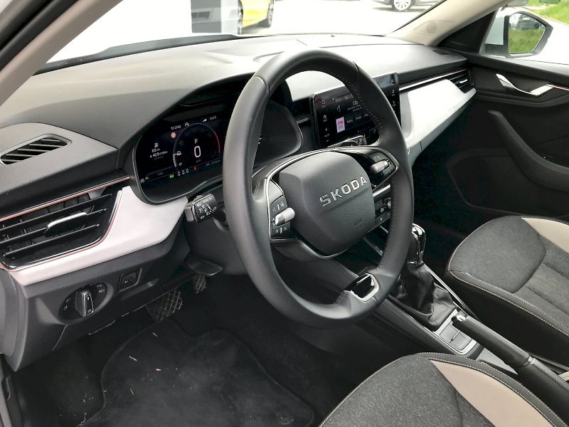 Škoda Kamiq (2025) SELEC TSI 85/1.0 A7F - fotka 17 z 29
