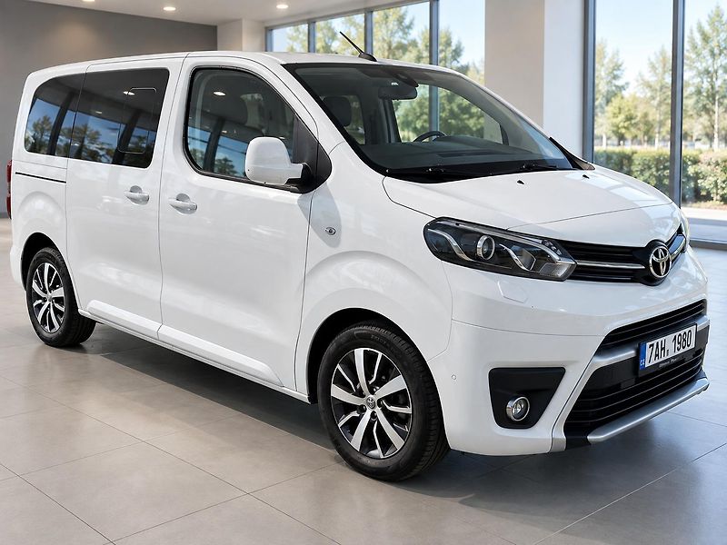 Toyota ProAce Verso (2018) Toyota Proace Verso L0 - fotka 3 z 18