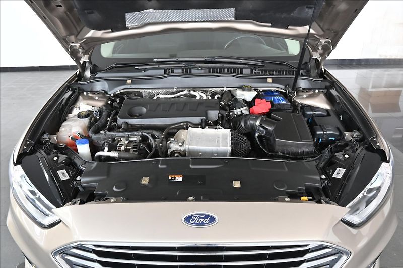 Ford Mondeo 2,0 EcoBlue 110 kW Business Zá - fotka 5 z 29