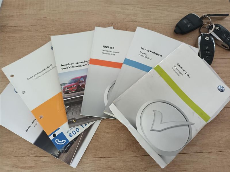 Volkswagen Touareg 3,0 TDI 193Kw,R-Line,ČR,TAŽNÉ, - fotka 38 z 50