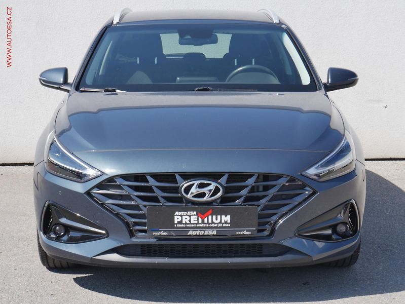 Hyundai i30 (2021) 1.5 T-GDi, ČR, Smart, kamera - fotka 2 z 23