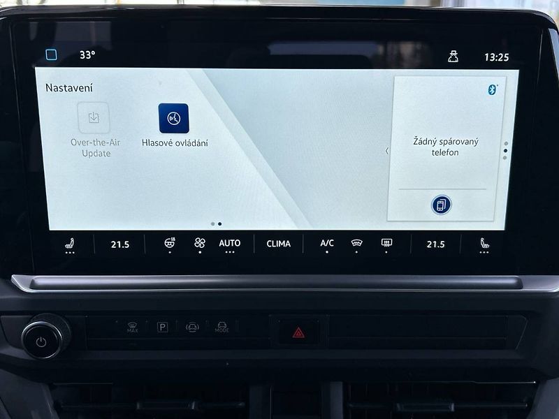 Volkswagen Caravelle (2025) 2.0 TDI 8AUT DR Life - fotka 20 z 34
