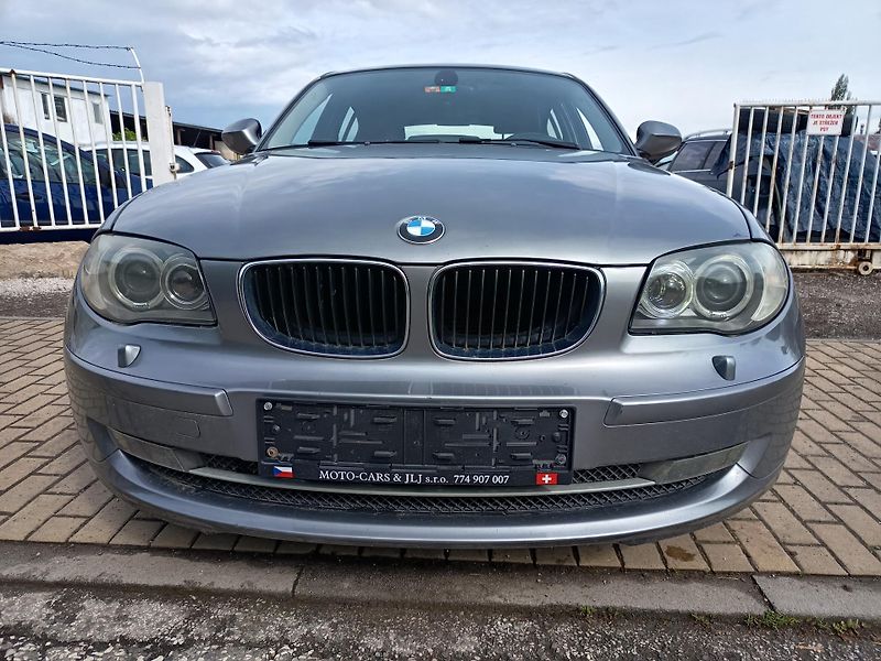 BMW Řada 1 (2010) 2.0i 105kw - fotka 1 z 46