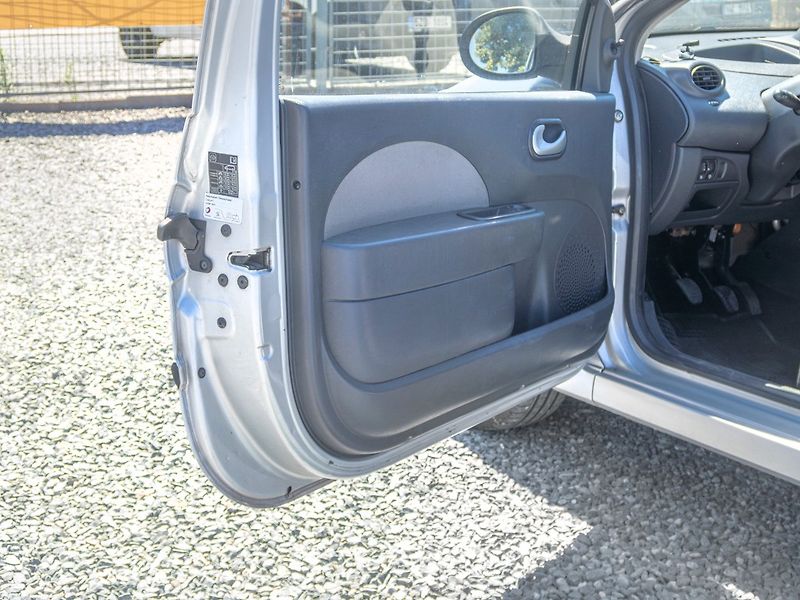 Renault Twingo (2010) 1.2i 55KW – 2x KOLA - fotka 9 z 36