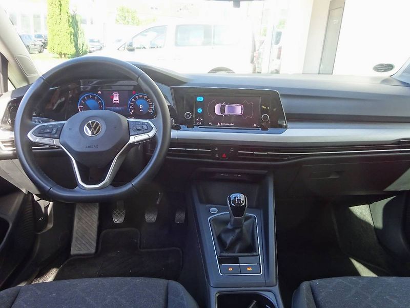 Volkswagen Golf (2022) 1,0TSi /81kW Variant Life - fotka 5 z 27