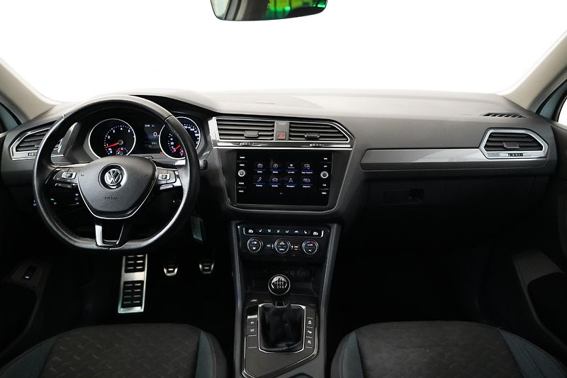 Volkswagen Tiguan - fotka 5 z 27