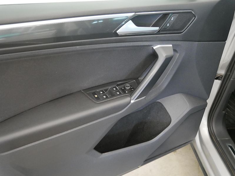 Volkswagen Tiguan - fotka 12 z 25