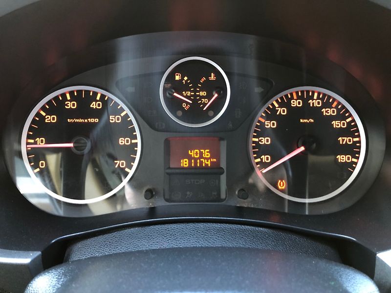 Citroën Berlingo (2015) 1.6 HDi XTR - fotka 18 z 28