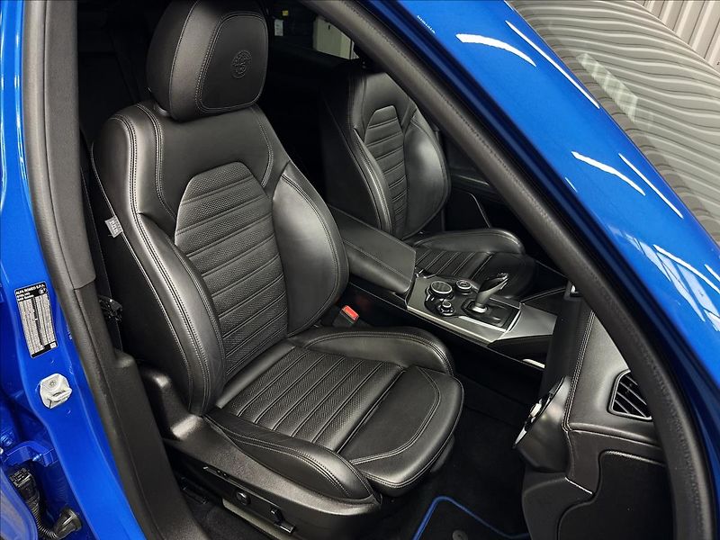 Alfa Romeo Stelvio 206kW Q4 VELOCE 2XALU - fotka 40 z 43