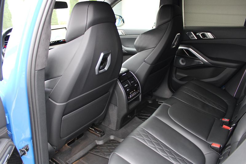 BMW X6 40d*M-sport*Karbon*Vzduch*B&W* - fotka 15 z 50