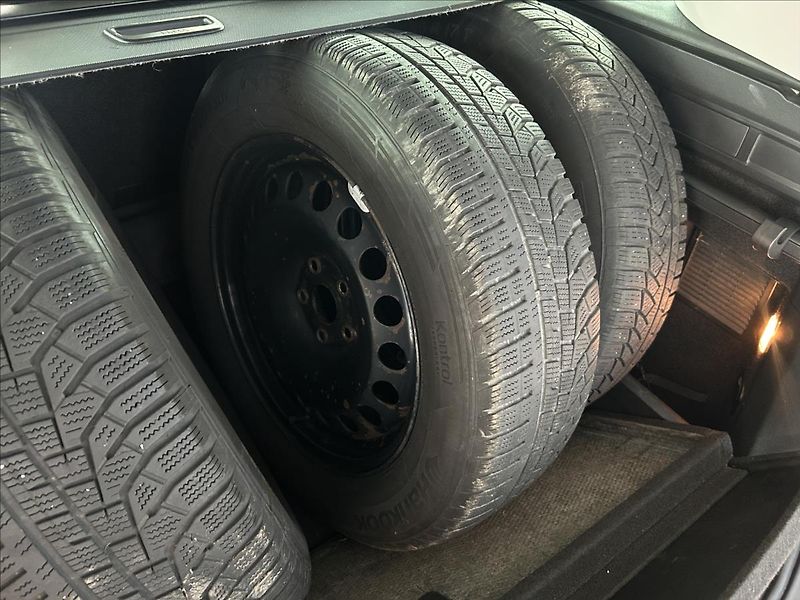 Škoda Kodiaq 1,4   TSI 110kW,SERVISKA,4x4 - fotka 31 z 33