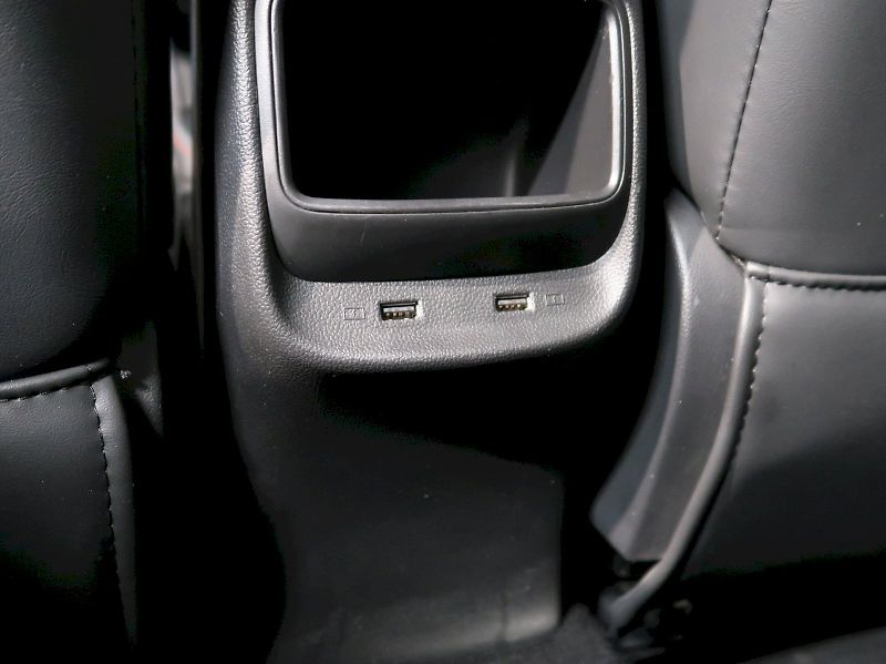 MG ZS (2022) EMOTION 1.5VTi-Tech 77KW - fotka 31 z 33