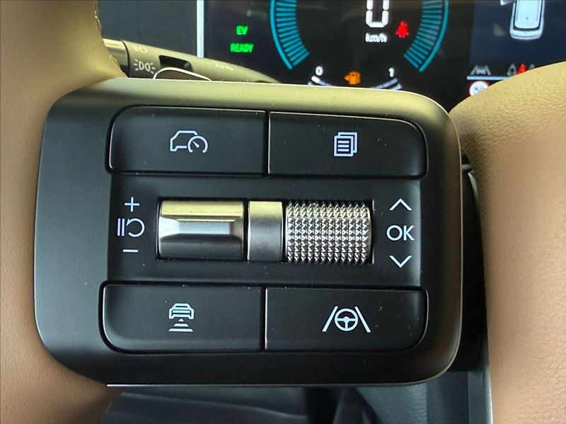 Hyundai Santa Fe 1,6 TGDI PHEV 4WD COMFORT - fotka 17 z 20