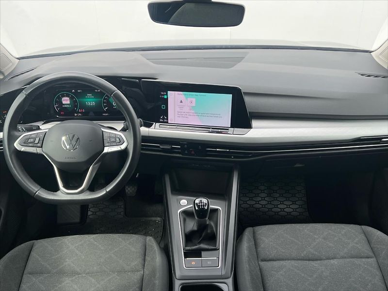 Volkswagen Golf 1,5 TSi 96 kW LIFE  REZERVACE - fotka 5 z 24