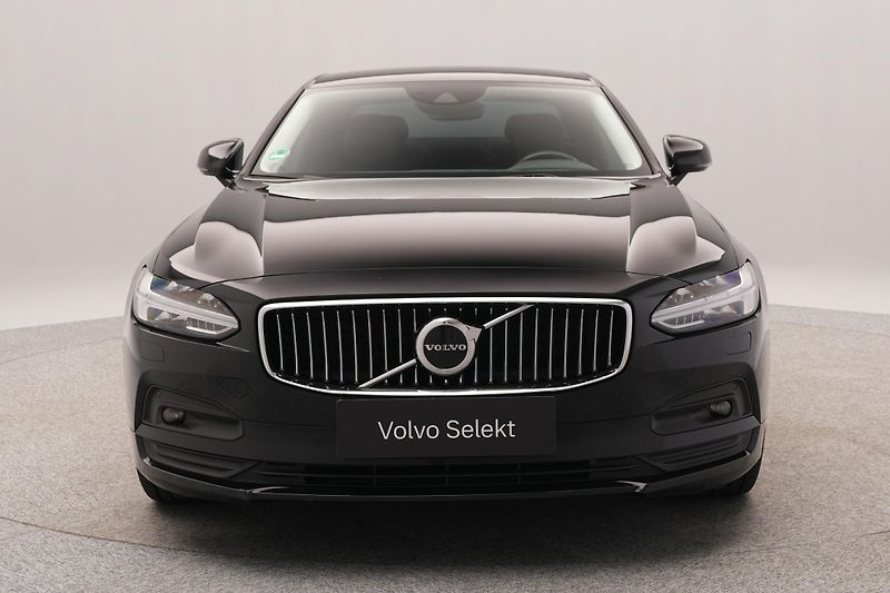 Volvo S90 B5 AWD MOMENTUM PRO  - fotka 14 z 45