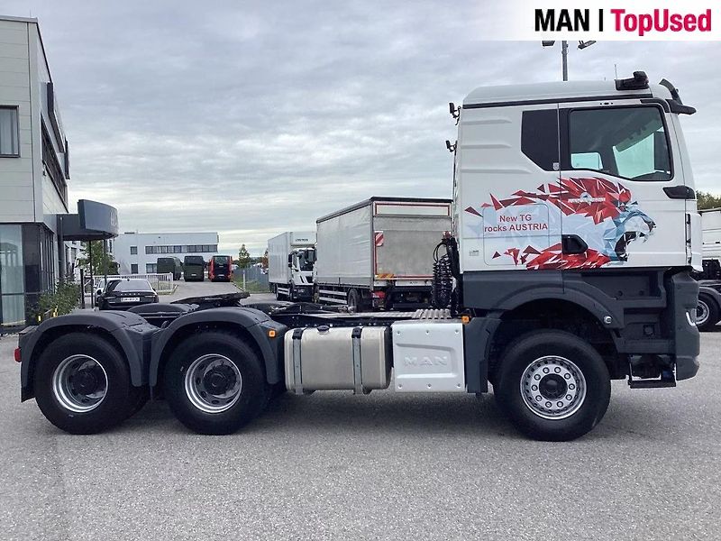 MAN TGX (2023) 33.520 6x4 hydraulika EURO 6 - fotka 4 z 15