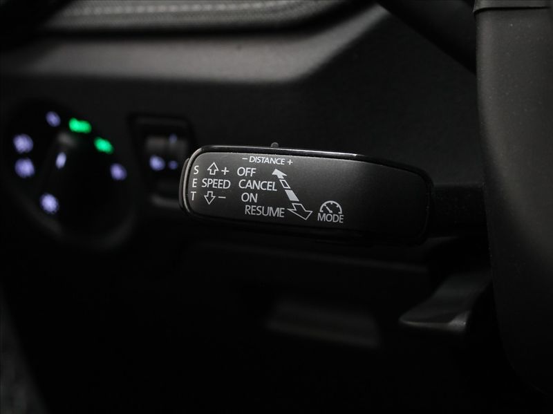 Škoda Fabia 1,0 TSi 85kW Selection 5L.Zár - fotka 19 z 22