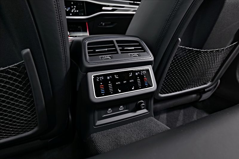 Audi RS 6 ABT RS6-LE 1 of 200 - fotka 25 z 28