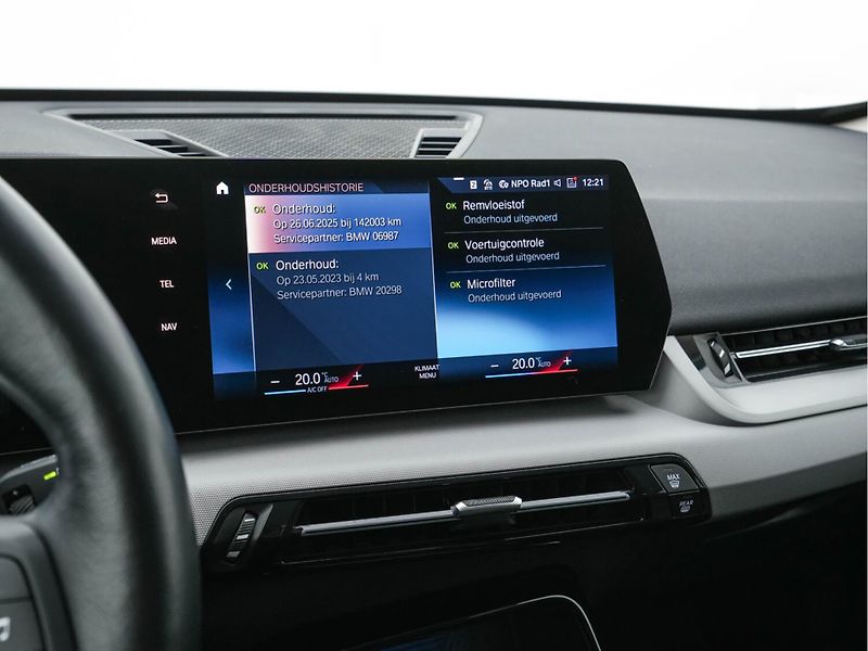BMW iX1 (2023) xDrive30 65 kWh 4×4 - fotka 10 z 14