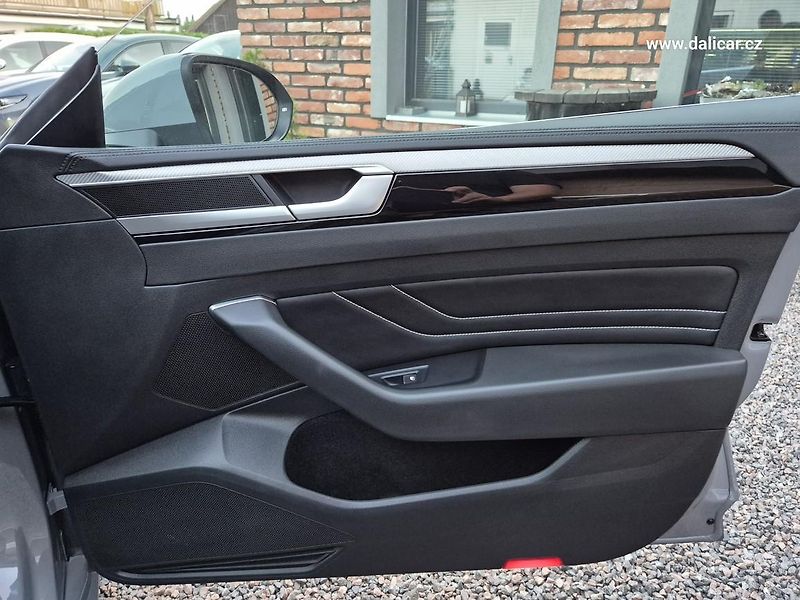 Volkswagen Arteon (2023) 2.0TSi 140KW 22.997km R-Line - fotka 43 z 56