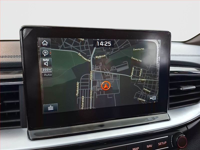 Kia Pro_Ceed (2019) GT-Line 1.4 T-GDI, Automat, ČR - fotka 13 z 23