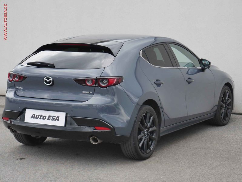 Mazda 3 (2020) 2.0i, 1.maj,ČR, AT, navi - fotka 4 z 21