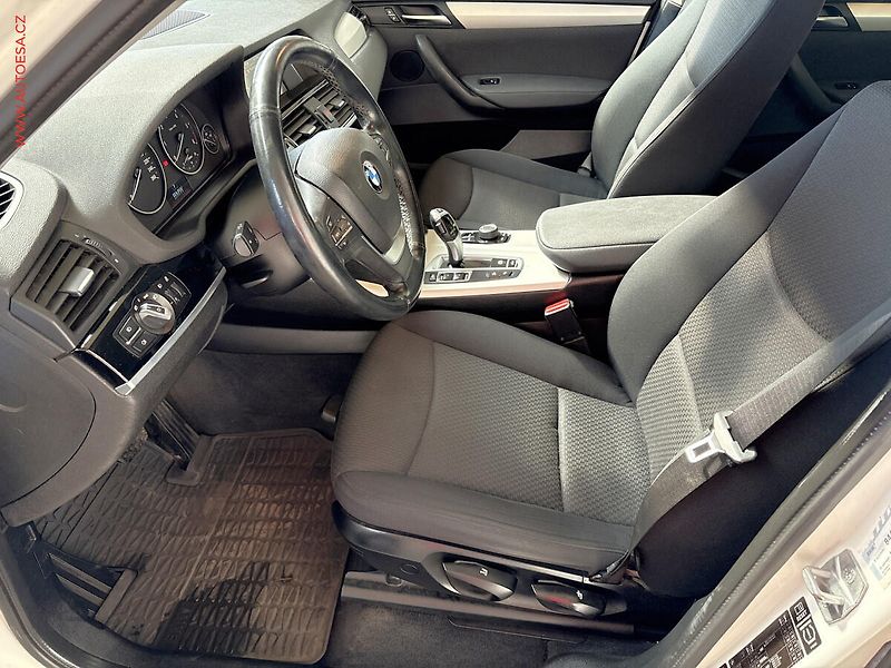 BMW X3 (2014) 2.0d xD, ČR, AT - fotka 9 z 17