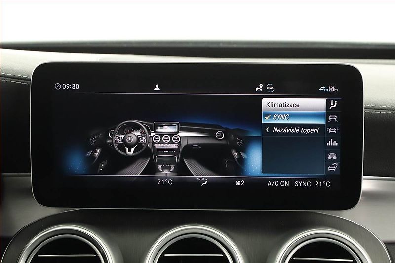 Mercedes-Benz Třídy C (2021) C 400 4MATIC - fotka 13 z 20