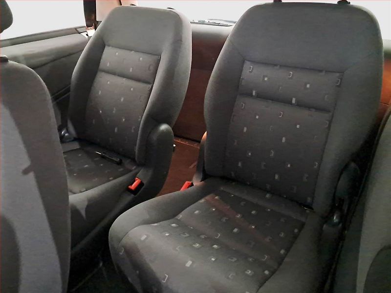 Volkswagen Sharan (2007) 2.0 TDI, 7 míst, nová STK - fotka 15 z 17