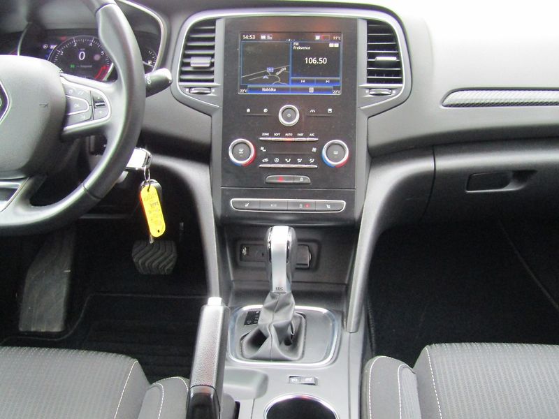 Renault Mégane (2019) 1.3 TCe  AUTOMAT - fotka 18 z 46
