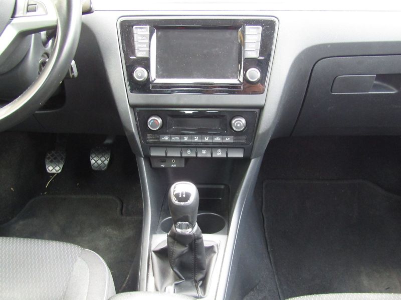 Škoda Rapid (2016) 1.4 TDI 66kW 5dv - fotka 17 z 43