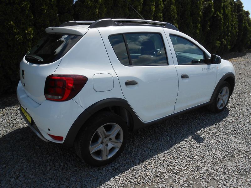 Dacia Sandero STEPWAY,NAVI,KAMERA,LED! - fotka 10 z 44