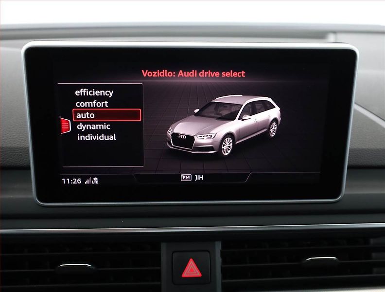 Audi A4 (2017) 2.0 TDI, 4X4, Automat - fotka 17 z 21