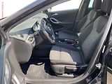 Opel Astra (2020) 1.2 T, LED, navi, kamera - náhled 9
