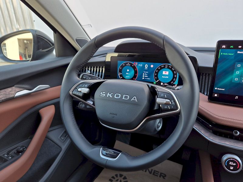Škoda Superb (2025) Laurin & Klement 2.0 TDI 142kW - fotka 11 z 35