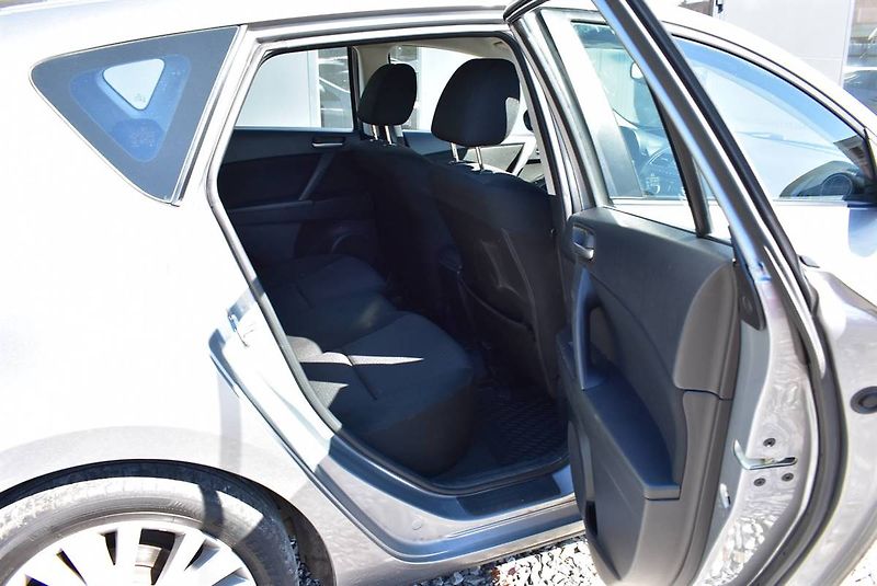 Mazda 3 2,0 MZR SPORT,TZ,1.MAJ TOP - fotka 16 z 19
