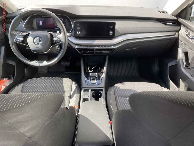 Škoda Octavia (2023) 2.0 TDi, 2.maj,ČR, Ambition - fotka 8 z 18