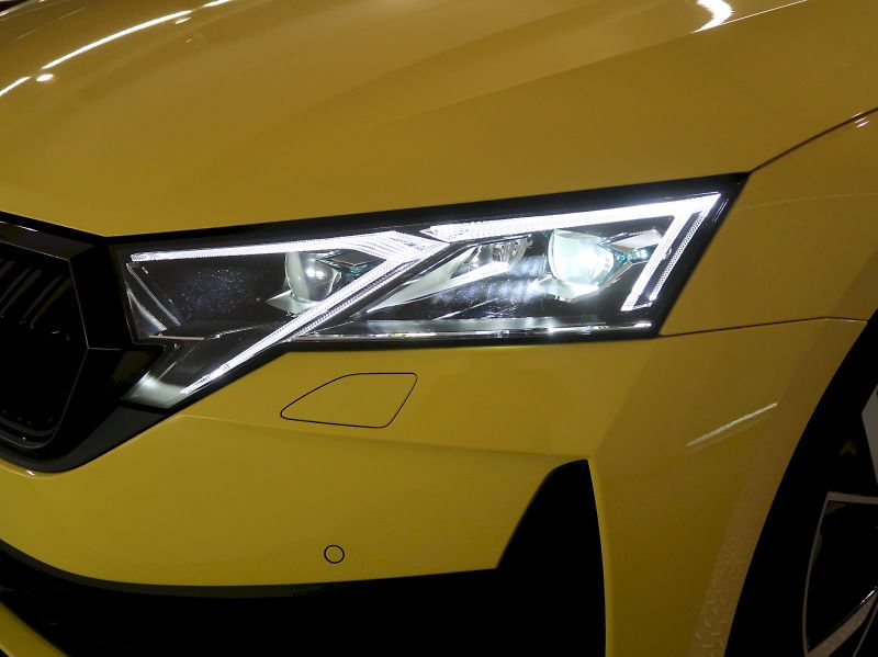 Škoda Octavia (2025) SPORTLINE 2.0TSI 150KW 4x4 DSG - fotka 10 z 44