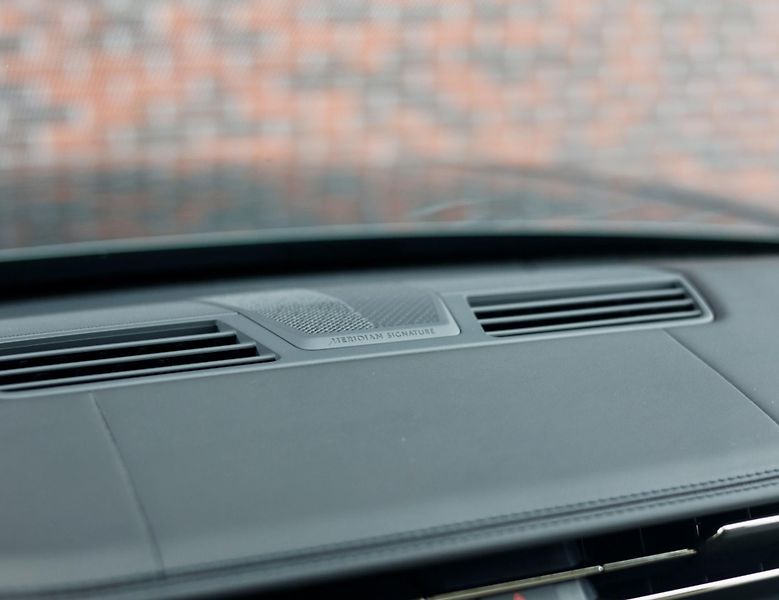 Land Rover Range Rover (2024) P460e Autobiography LWB - fotka 30 z 50