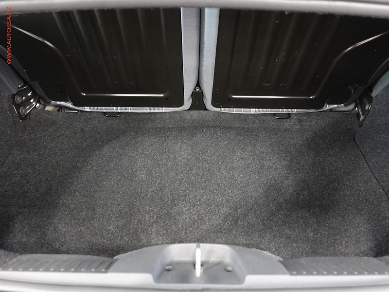Fiat 500 (2016) 1.2i, AC, park.asist - fotka 7 z 21