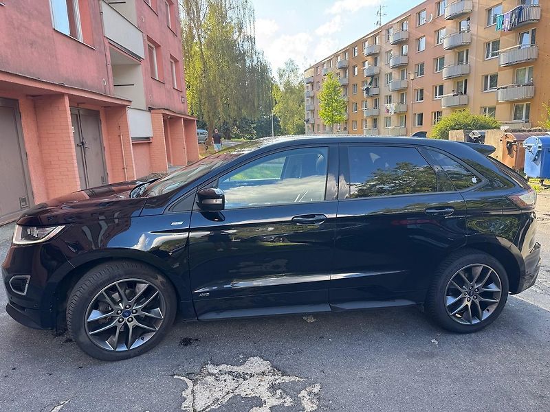 Ford Edge (2018) ST-Line, 4x4, automat, kamera - fotka 4 z 15