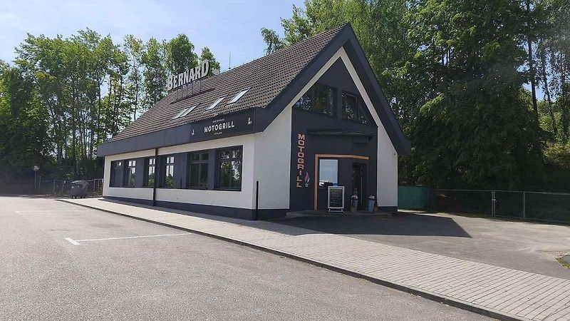 V Restauraci Motogrill u Humpolce jsme si dali poctivou dršťkovou a knedlo, zelo, vepřo.