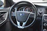 Volvo V60 (2016) 2.4 D6 AWD PHEV 212kW Momentum - náhled 23