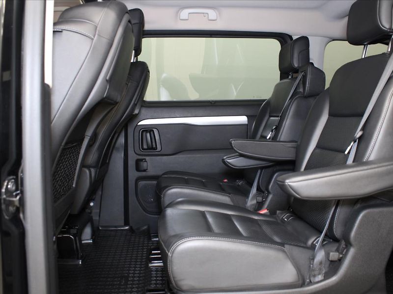 Opel Zafira 2,0 CDTi 130kW AT L1 Kůže Tažn - fotka 7 z 28