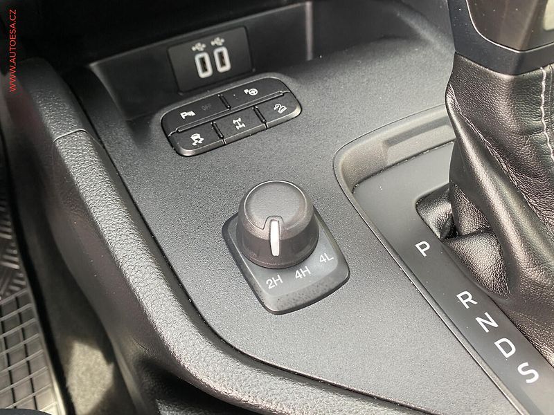 Ford Ranger (2023) 2.0 TDCi 4x4, ČR, Limited, AT - fotka 19 z 20