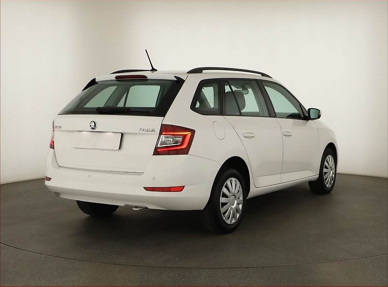 Škoda Fabia (2020) 1.0 TSI, Tempomat - fotka 5 z 12