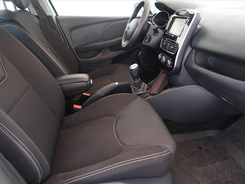 Renault Clio (2020) 0.9 TCe, Navi, Tempomat - fotka 9 z 15
